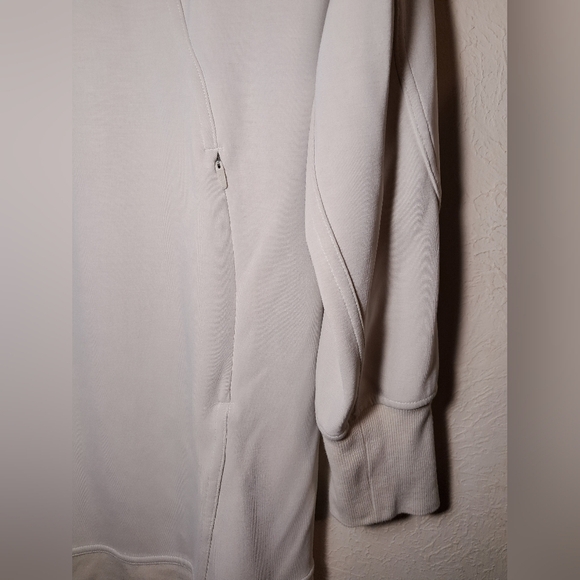 Lululemon Kangaroo Pocket Dress - Picture 6 of 8